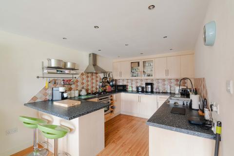 undefined, Back lane, Pill BS20