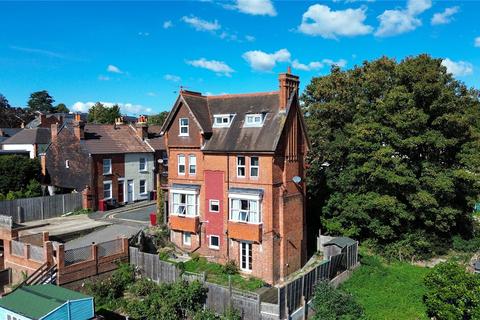 Dover Street, Berkshire RG1