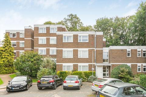 34 Mountcombe Close, Surbiton, KT6 6LJ