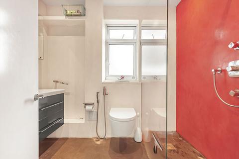 34 Mountcombe Close, Surbiton, KT6 6LJ