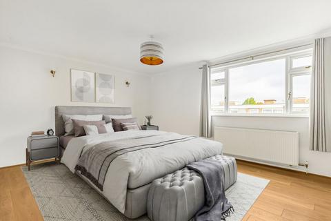 2 bedroom flat for sale, Putney Hill, London SW15
