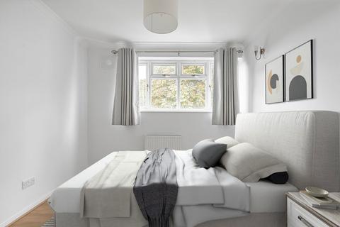 2 bedroom flat for sale, Putney Hill, London SW15