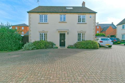 5 bedroom detached house for sale, Bergman Close, Oxley Park, MK4