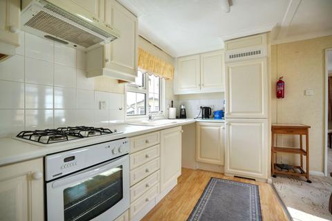 2 bedroom park home for sale, Forstal Lane, Harrietsham, ME17