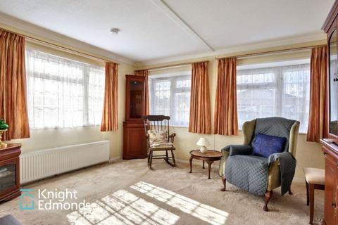 undefined, Garden Of England Park, Forstal Lane, Harrietsham, ME17
