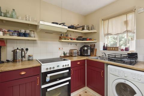undefined, Henry Court, Gordon Road