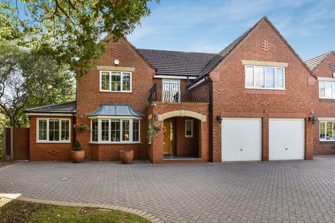 Grovefield Crescent, Balsall Common, CV7