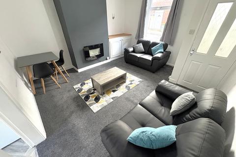 2 bedroom terraced house to rent, Abbey Street, Ashton-on-Ribble PR2