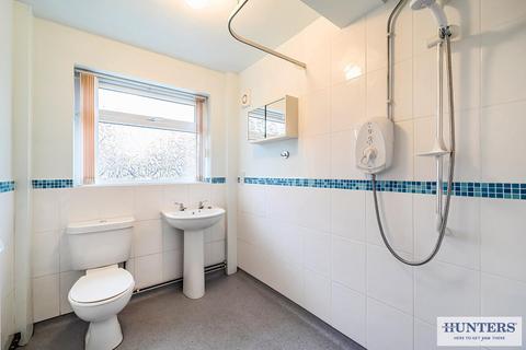5 bedroom semi-detached house for sale, Whernside Avenue, York