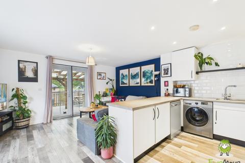 undefined, Dovecote Way, Chineham, Basingstoke, Hampshire, RG24