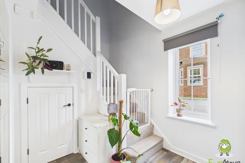 undefined, Dovecote Way, Chineham, Basingstoke, Hampshire, RG24