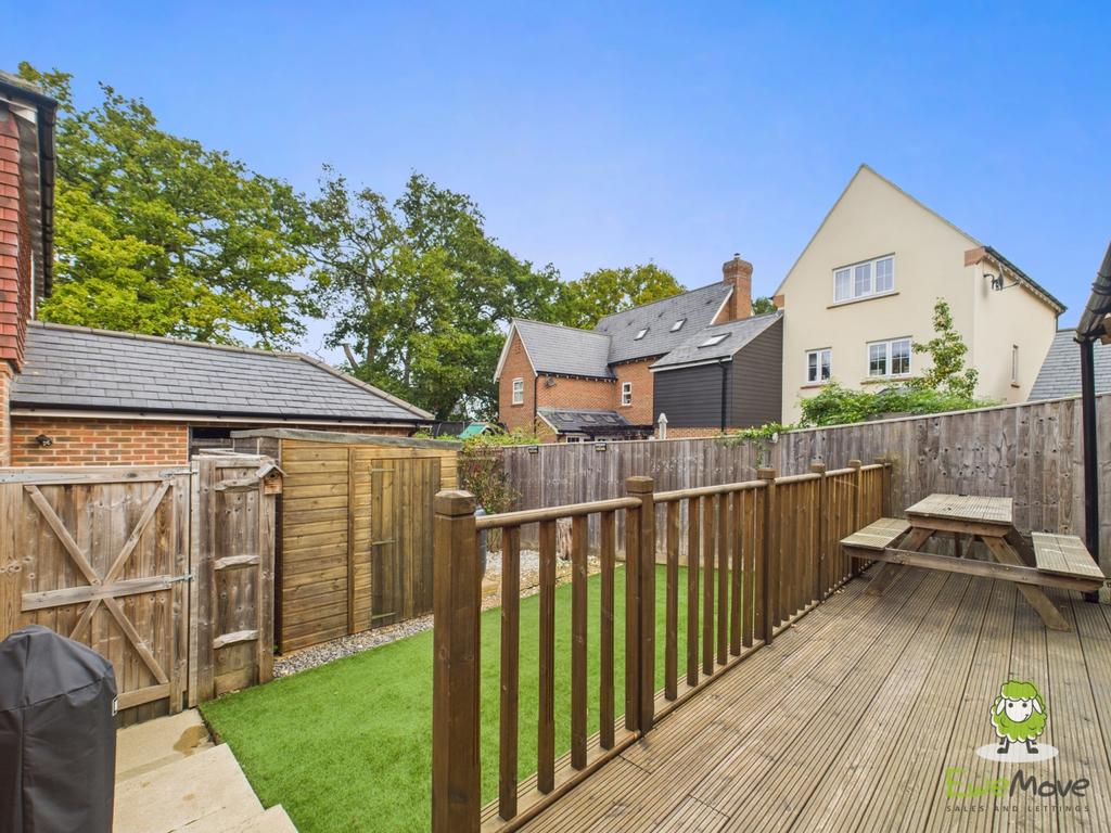 Ewe Move Estate Agents Basingstoke - Dovecote Way -