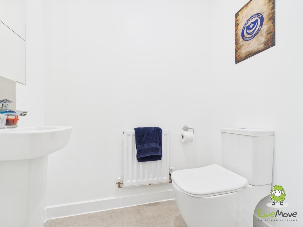 Ewe Move Estate Agents Basingstoke - Dovecote Way -