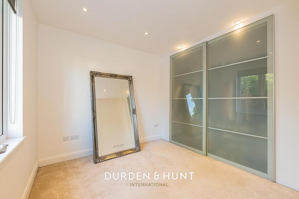 Walk-in wardrobe