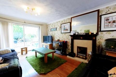 4 bedroom detached house for sale, Fernie Field, Moulton, NN3 7BD