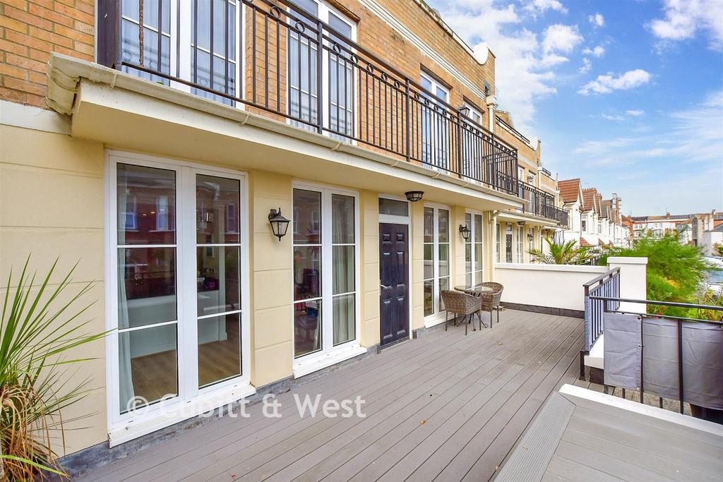 Balcony / Terrace