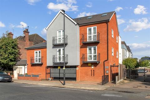 undefined, Hazelwood Lane, Palmers Green, N13