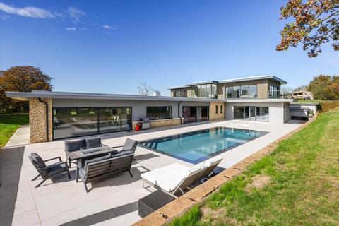 undefined, Hyde Lane, Cheltenham, Gloucestershire, GL51