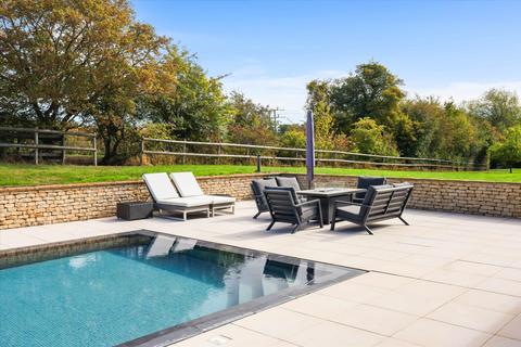 undefined, Hyde Lane, Cheltenham, Gloucestershire, GL51