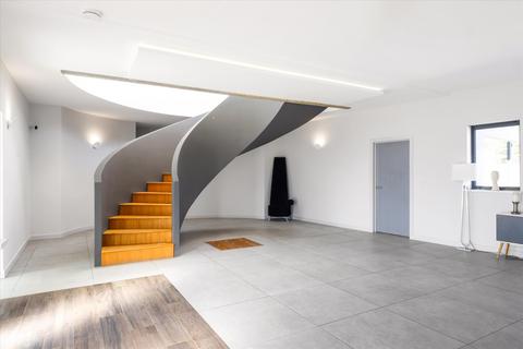 undefined, Hyde Lane, Cheltenham, Gloucestershire, GL51