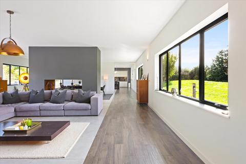 undefined, Hyde Lane, Cheltenham, Gloucestershire, GL51