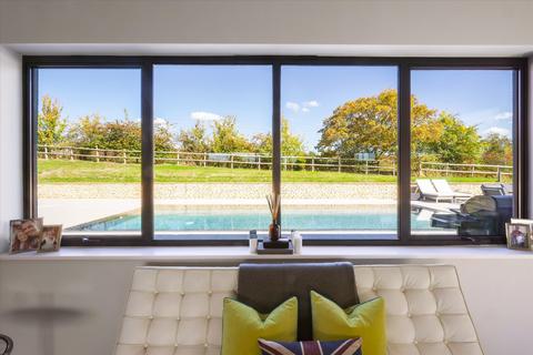 undefined, Hyde Lane, Cheltenham, Gloucestershire, GL51