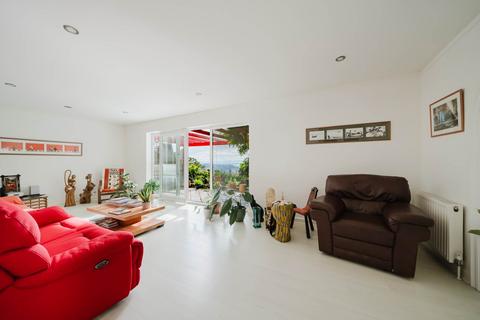 undefined, Leewood Road*Demanding Hillside Location*Spectacular Views*Approximately 0.5 Acre Plot*