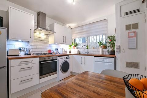 St Peters Way,, De Beauvoir Town, London, N1