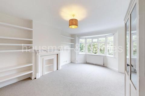 3 bedroom maisonette for sale, Llanvanor Road, NW2