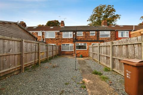 3 bedroom terraced house for sale, North Road, Hull