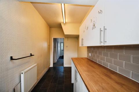 3 bedroom terraced house for sale, North Road, Hull