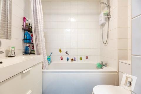 2 bedroom apartment for sale, Brooklands Walk, Chelmsford, Essex, CM2