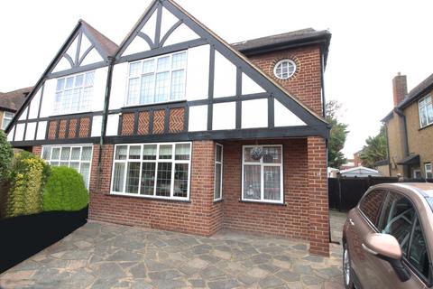 4 bedroom semi-detached house for sale, Columbia Avenue, Worcester Park KT4