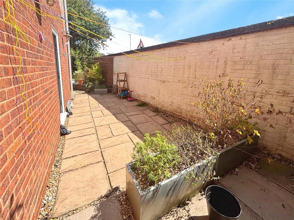 Side Gardens