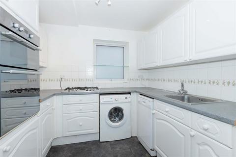 undefined, Coleridge Crescent, Goring