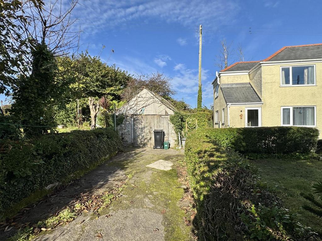 Driveway & Garage