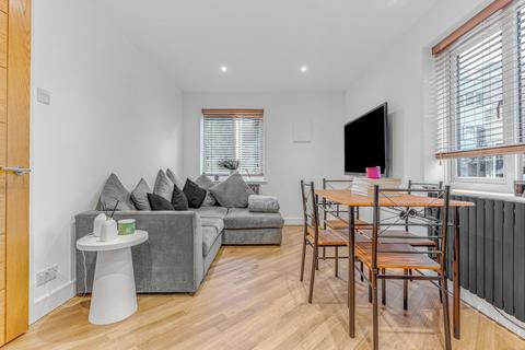 undefined, Fairfield Avenue, Staines-upon-Thames, TW18