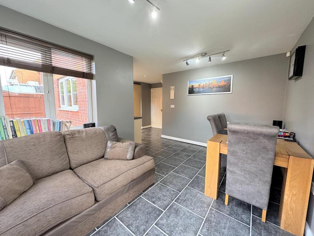 Living dining area
