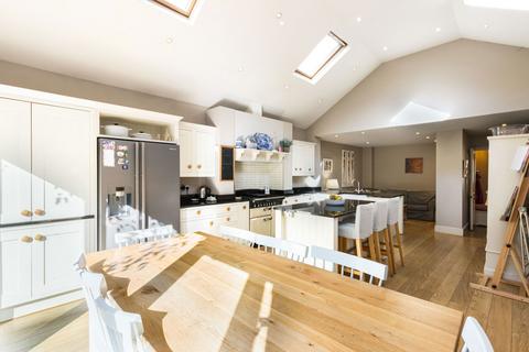 4 bedroom semi-detached house for sale, Thames Avenue, Reading RG8