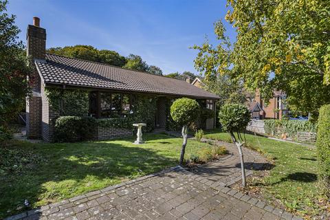 undefined, The Fairway, Newhaven