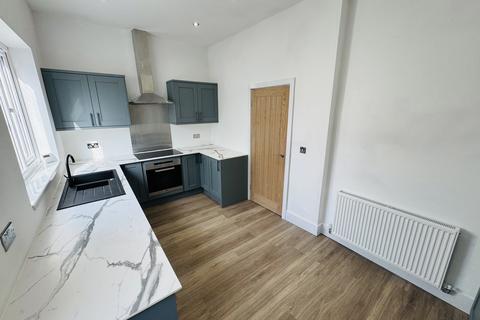 4 bedroom terraced house for sale, Bolton Road, Chorley, Lancashire, PR7