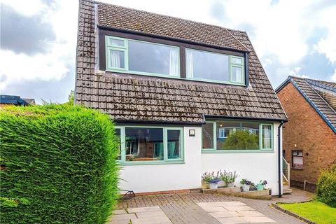 3 bedroom detached house for sale, Stoneycroft Avenue, Horwich, Bolton, Greater Manchester, BL6