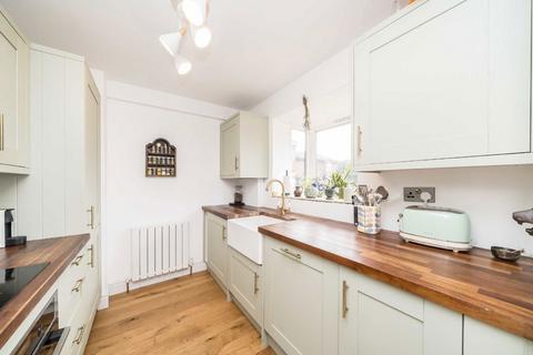 2 bedroom house for sale, Linnet Mews, London SW12