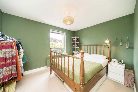 2 bedroom house for sale, Linnet Mews, London SW12
