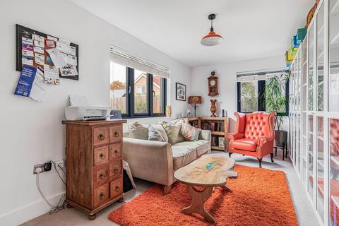 82 Low Road, Burwell, Cambridge, CB25 0EJ