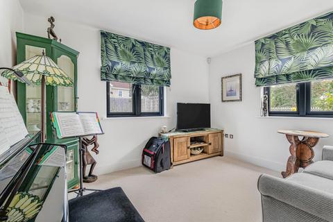 82 Low Road, Burwell, Cambridge, CB25 0EJ