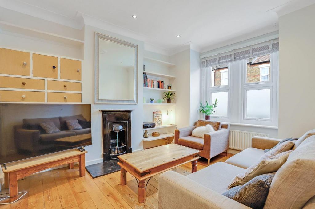 10-d0c2 JHProp World - 63 Highclere Street - 2.jpg