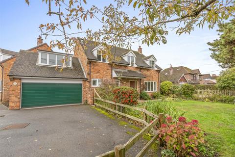 undefined, North Road, Widmer End HP15