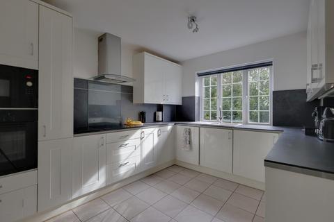 undefined, White Ladies Close, Havant