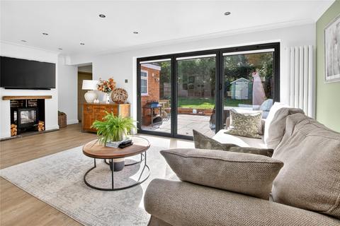 6 Ardingly, Bracknell, RG12 8XR